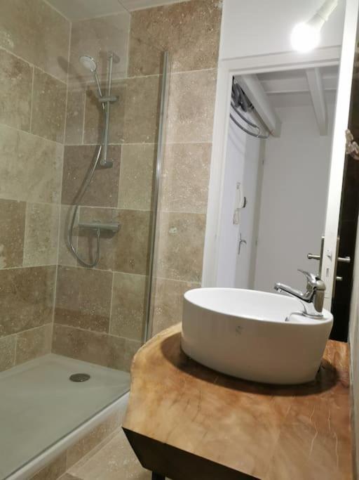 Appartement Nid Douillet A Quelques Pas De La Gare. à Carcassonne Extérieur photo