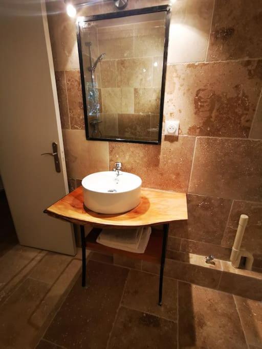 Appartement Nid Douillet A Quelques Pas De La Gare. à Carcassonne Extérieur photo